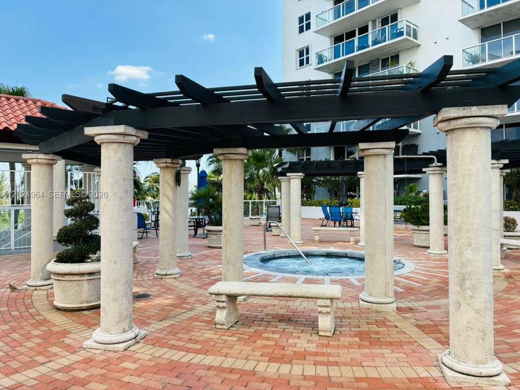 5085 NW 7th St #909 Miami, FL 33126