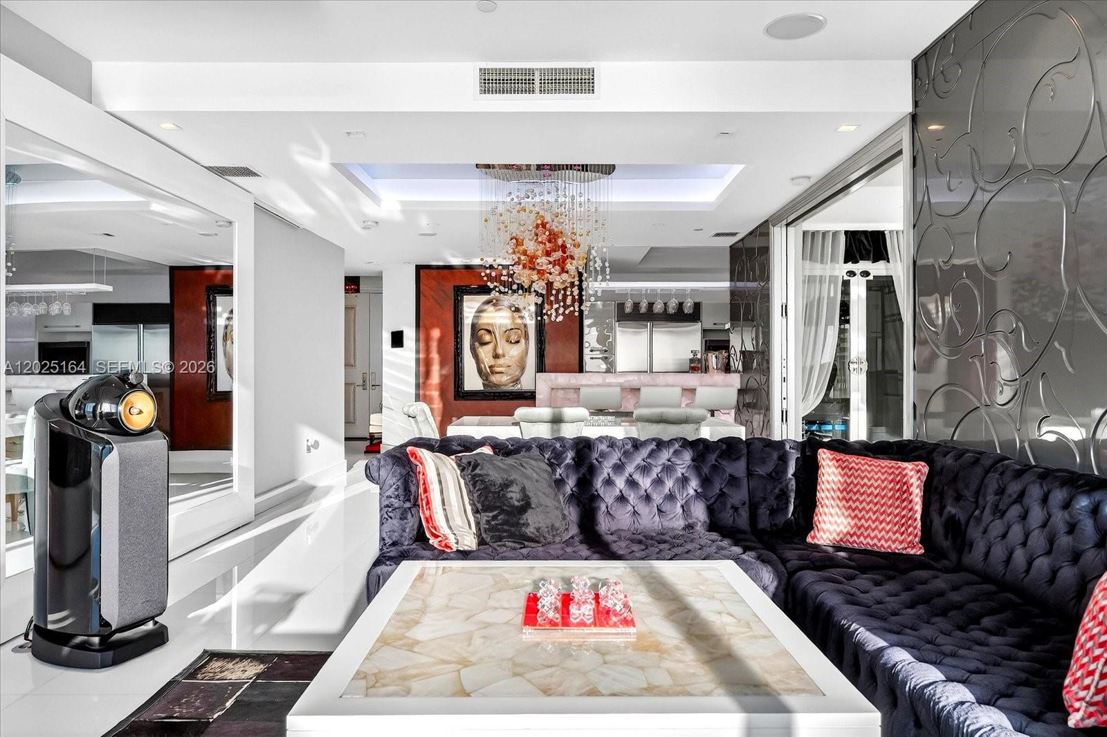 100 S Pointe Dr #3002 Miami Beach, FL 33139