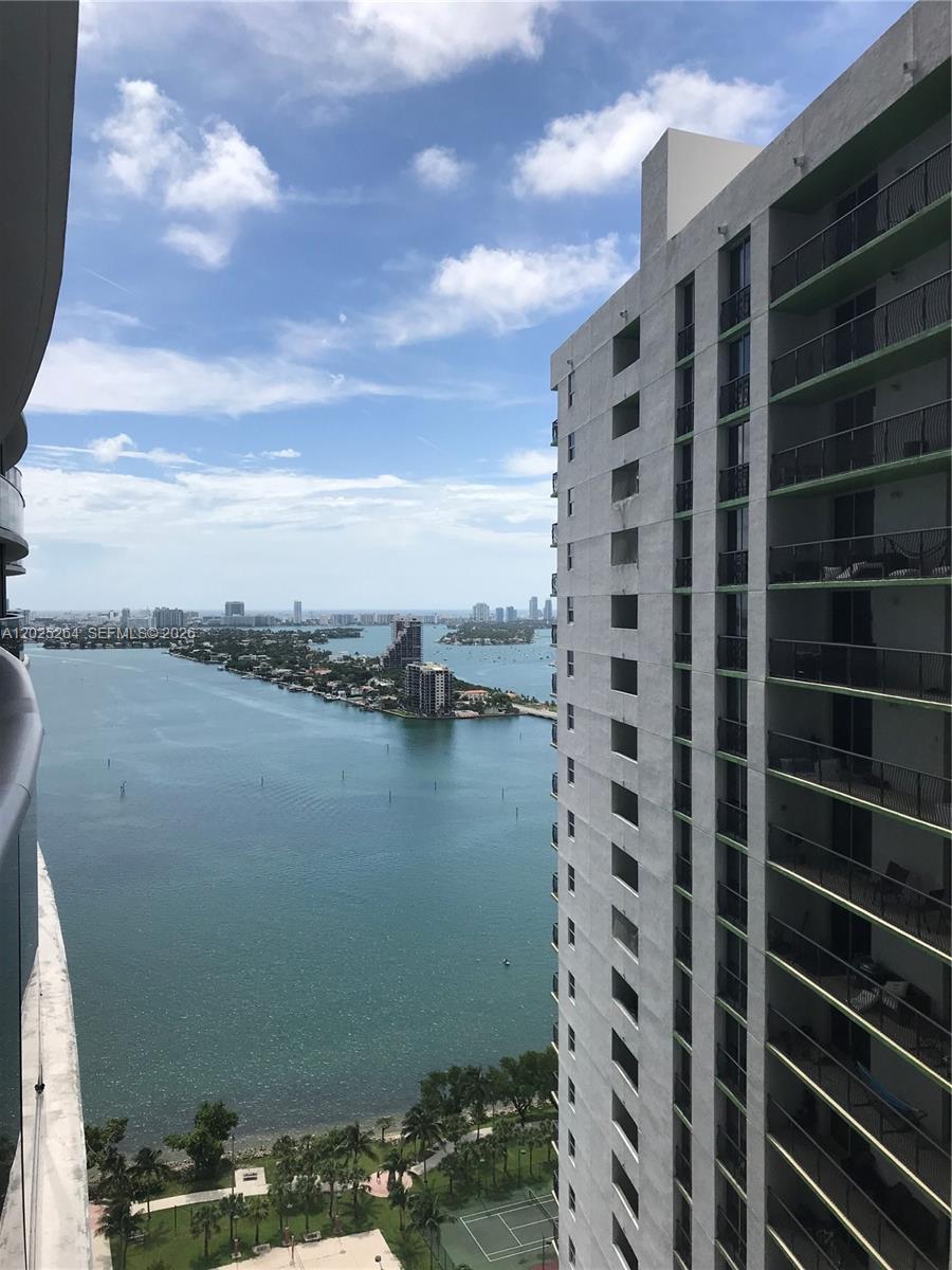 image Aria on the Bay3