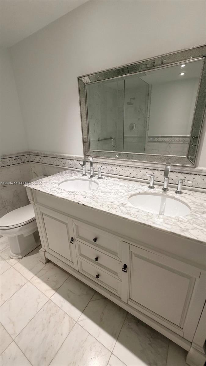 Undisclosed Address Miami Beach, FL 33140