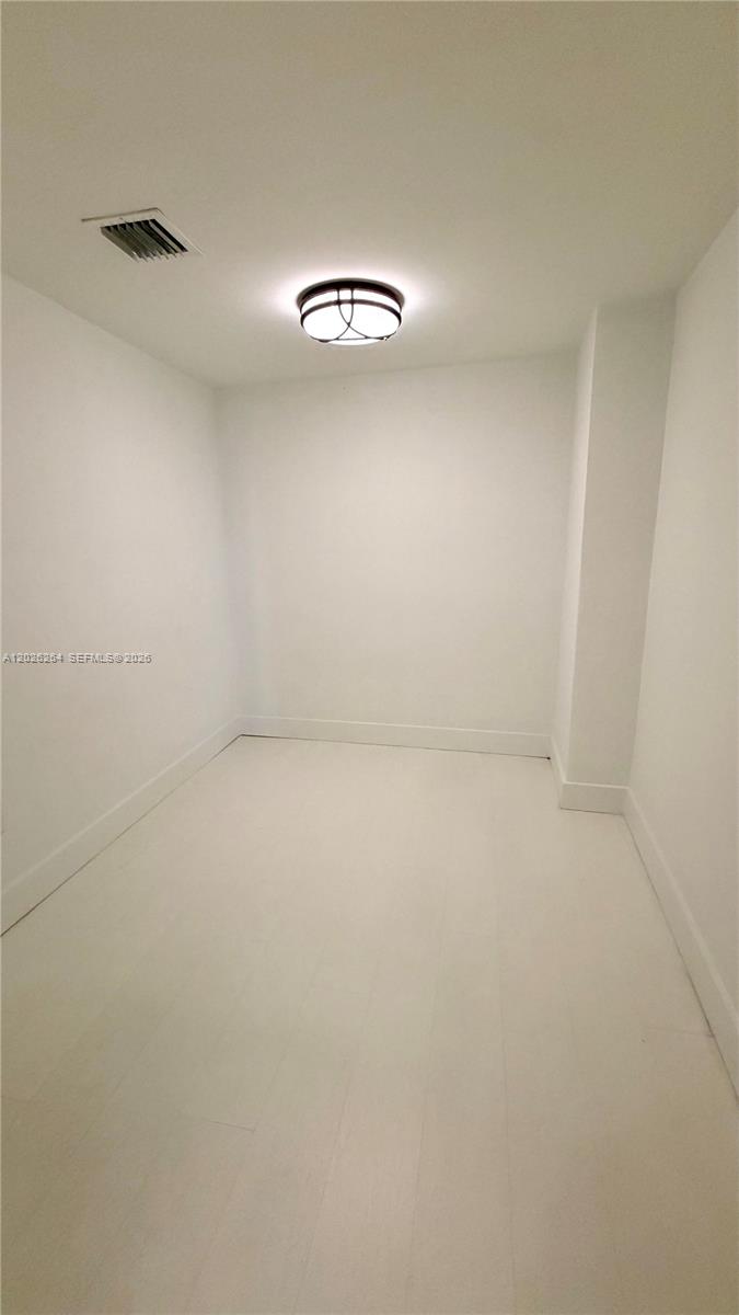 Undisclosed Address Miami Beach, FL 33140