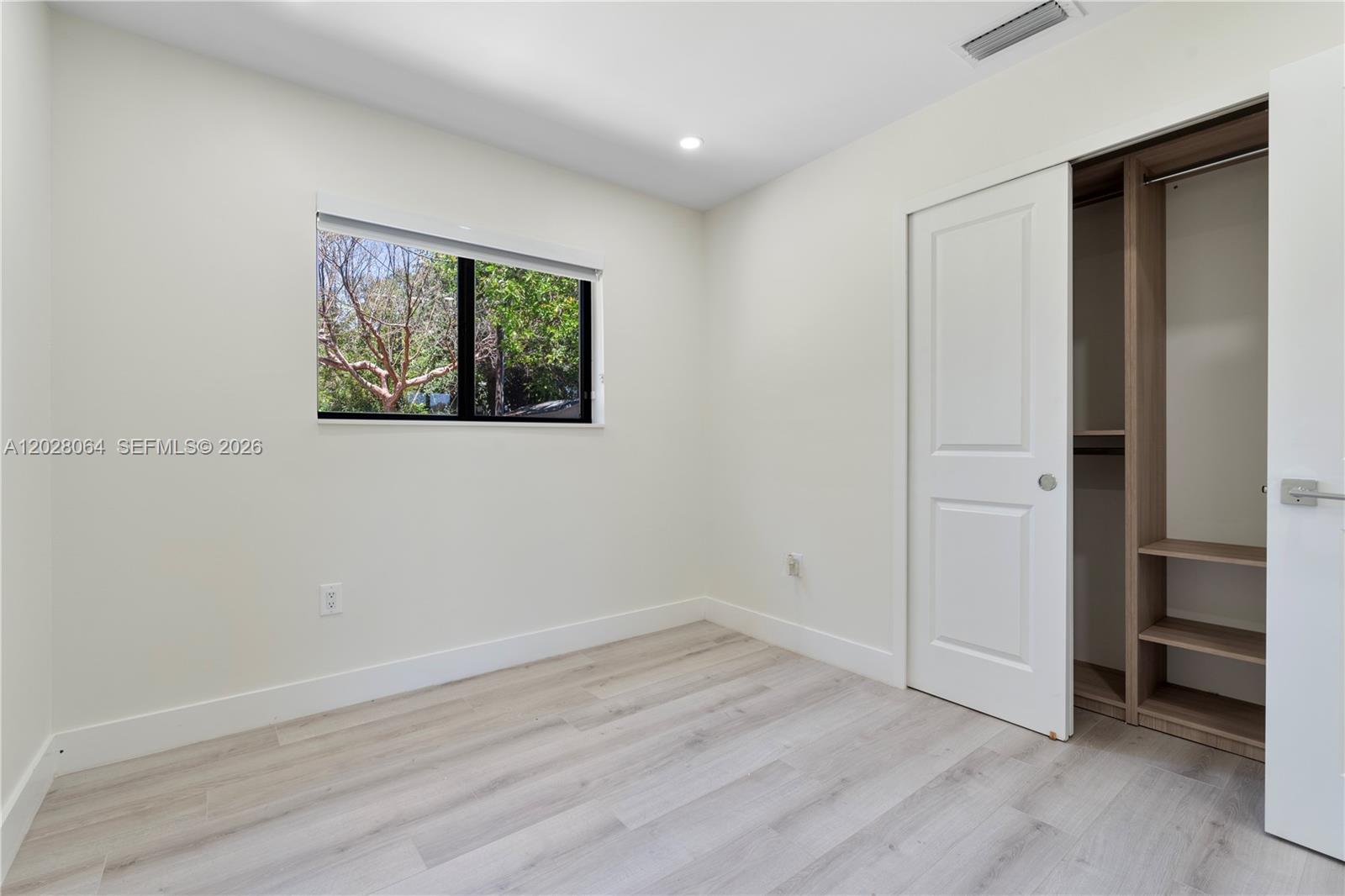 255 Grant Dr Coral Gables, FL 33133