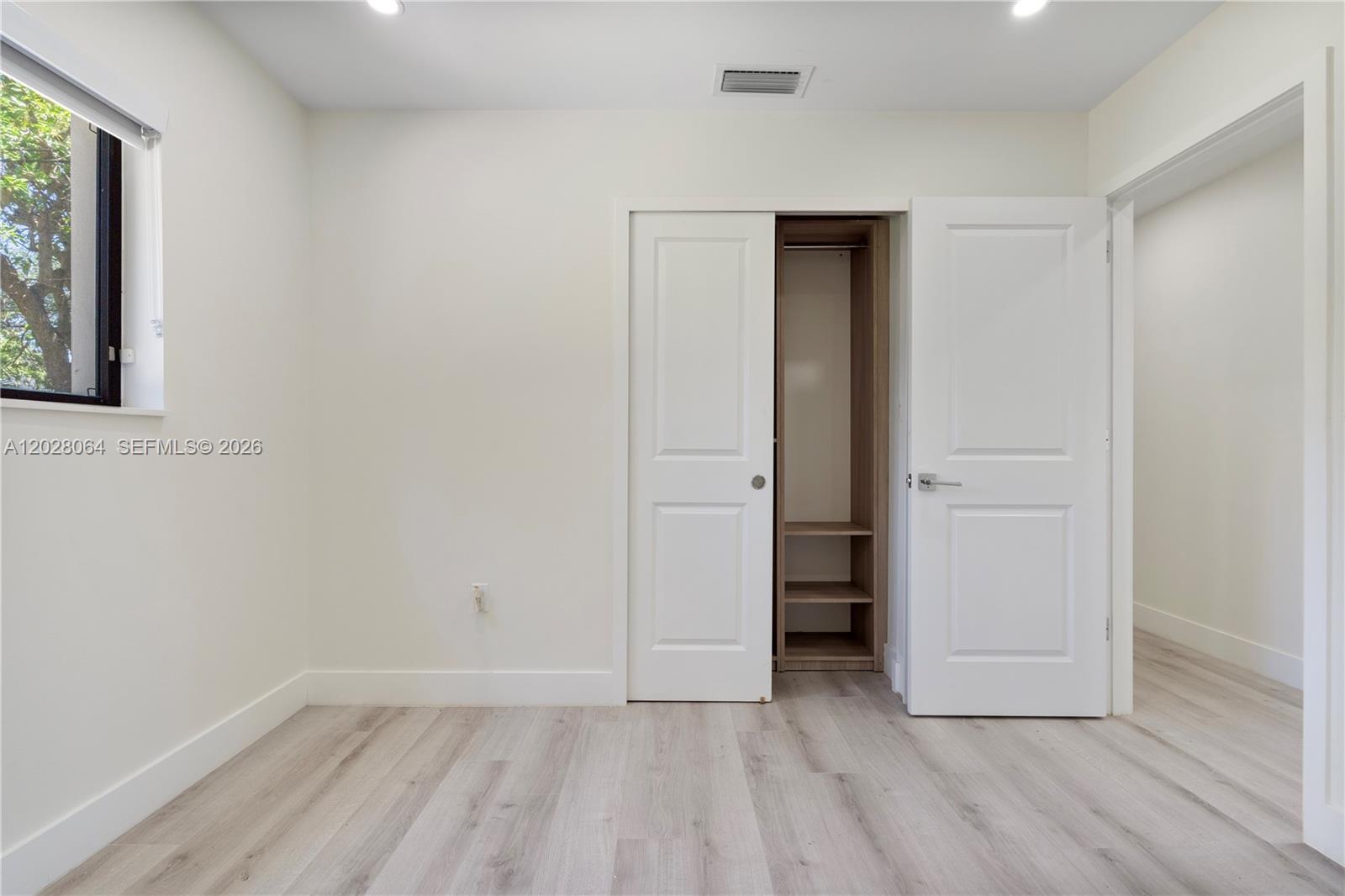 255 Grant Dr Coral Gables, FL 33133