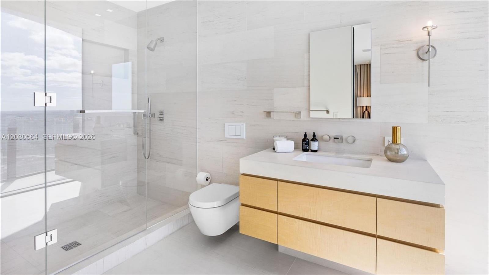 19575 Collins Ave #PH-43 Sunny Isles Beach, FL 33160