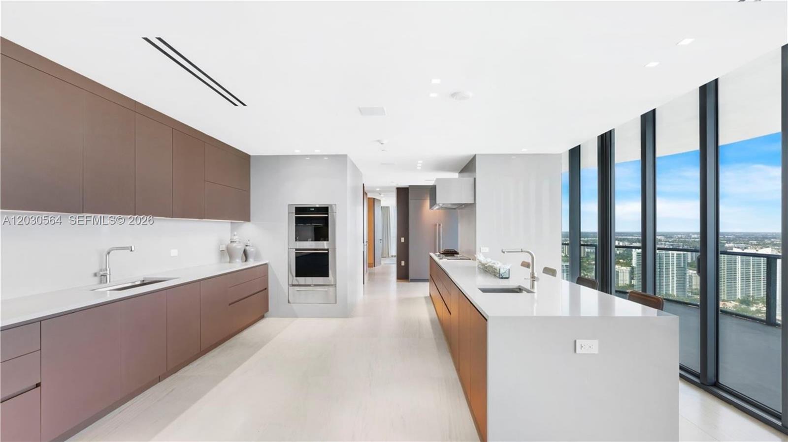 19575 Collins Ave #PH-43 Sunny Isles Beach, FL 33160