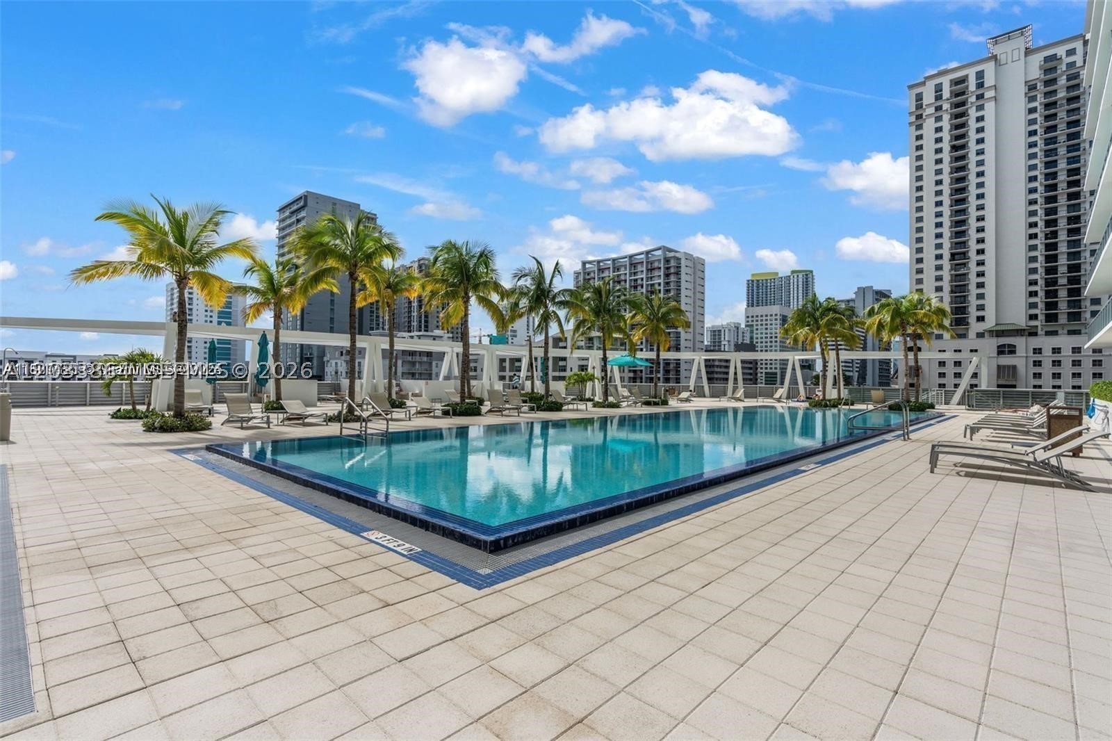 79 SW 12th St #2204-S Miami, FL 33130