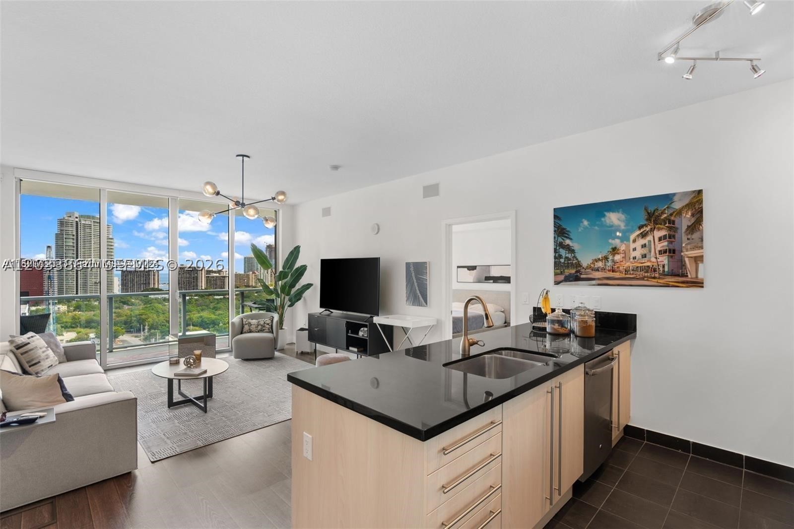 79 SW 12th St #2204-S Miami, FL 33130