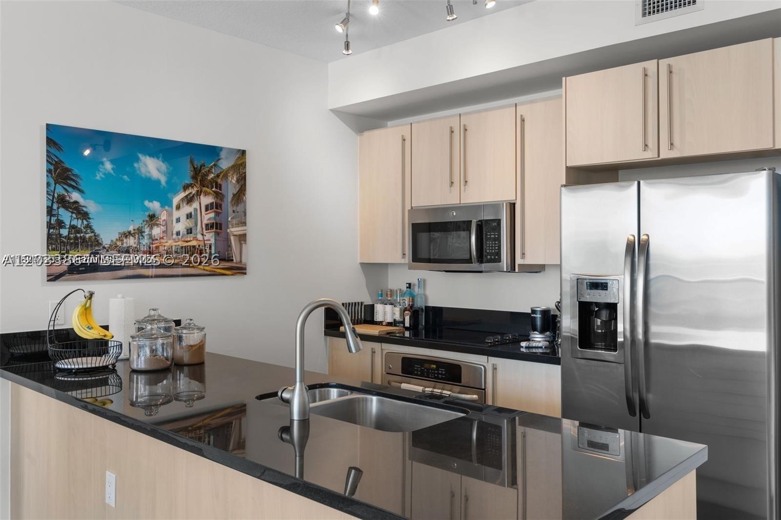 79 SW 12th St #2204-S Miami, FL 33130