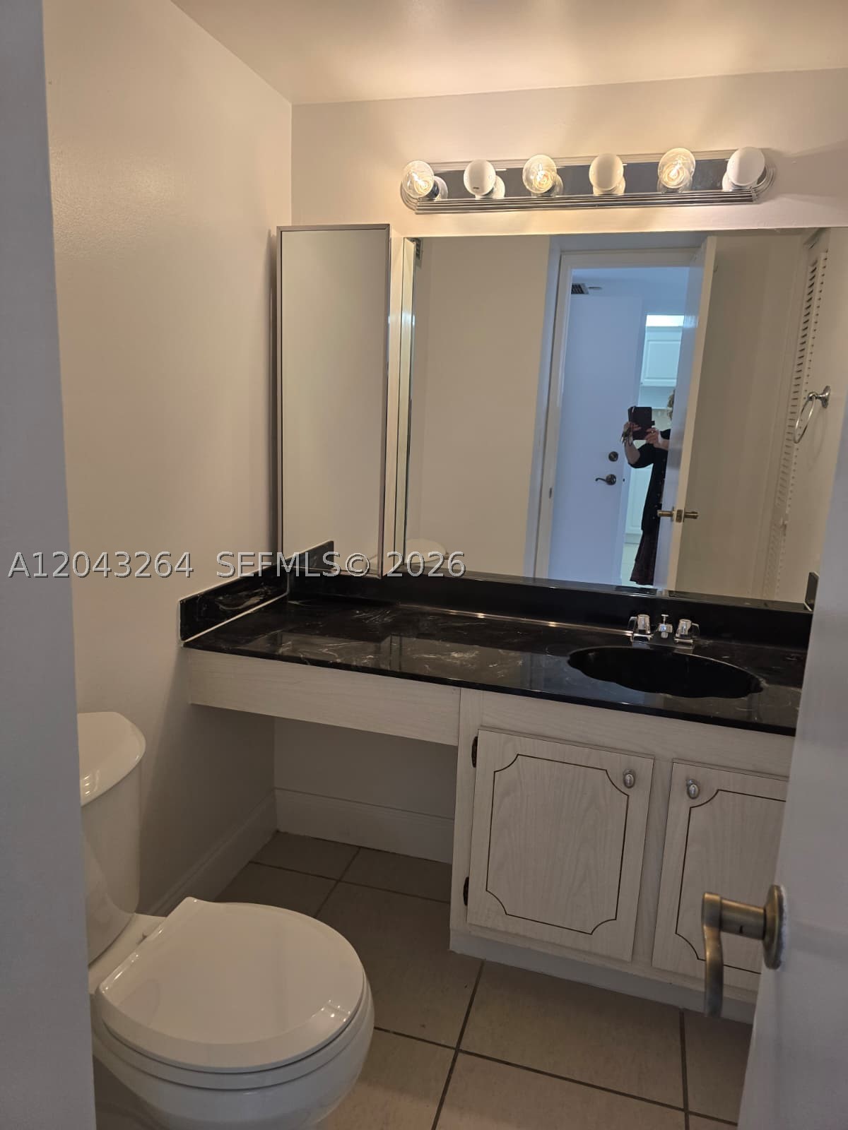 image Brickell Place II14