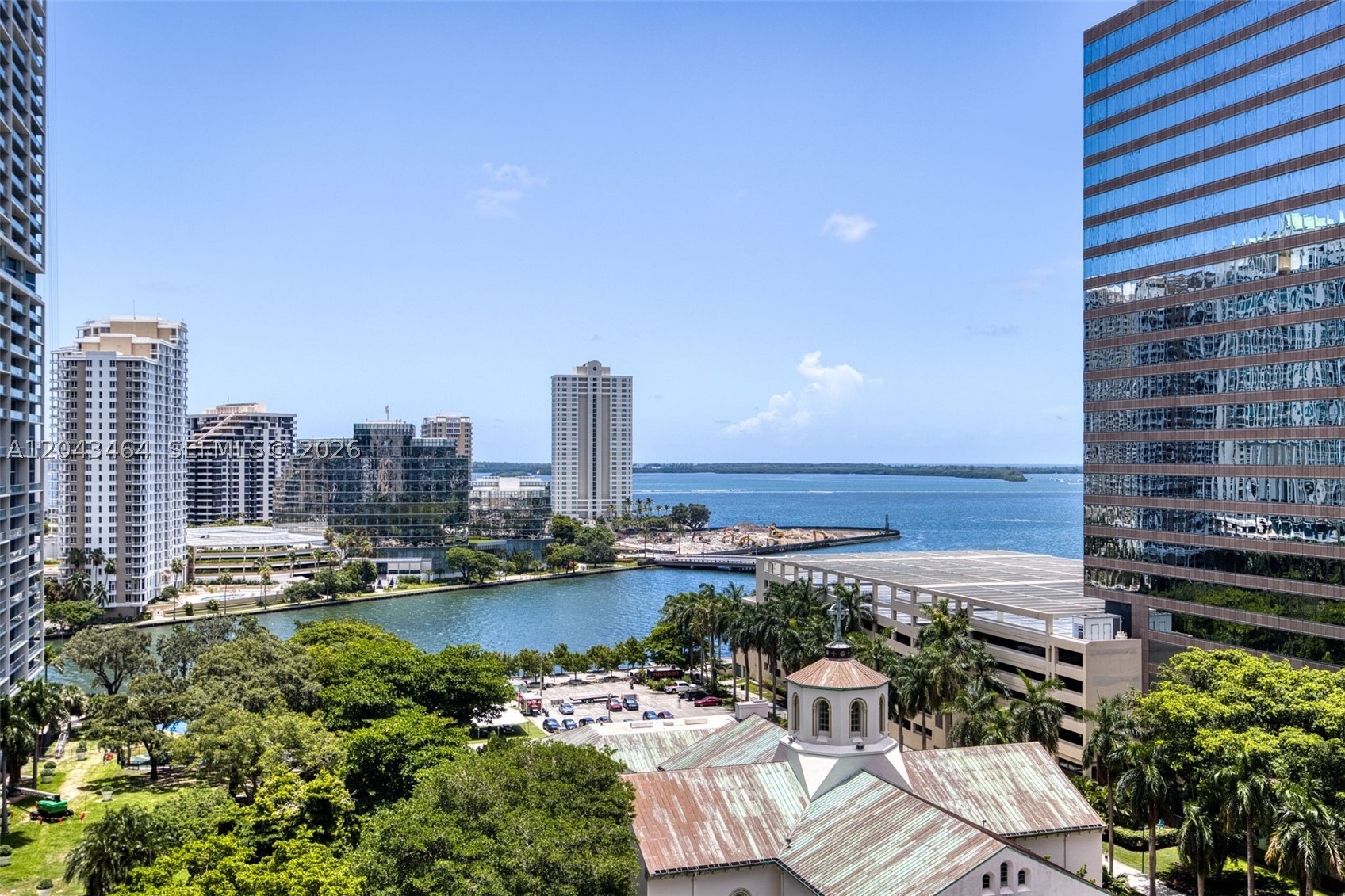 image 500 Brickell East11