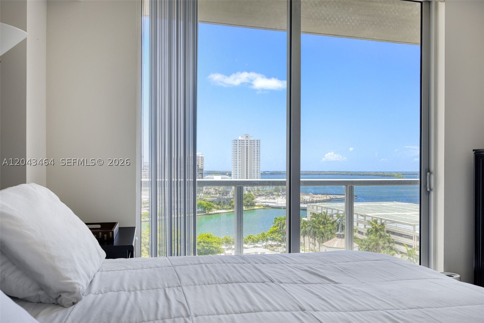 image 500 Brickell East7