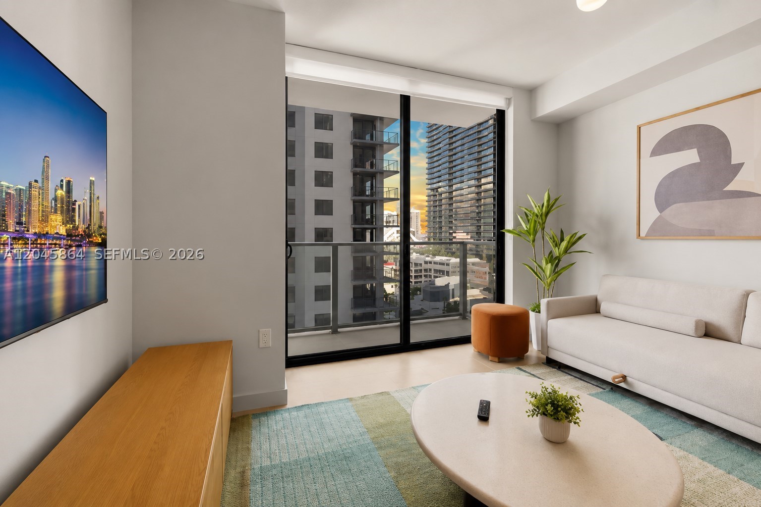 image The Crosby Miami Worldcenter5