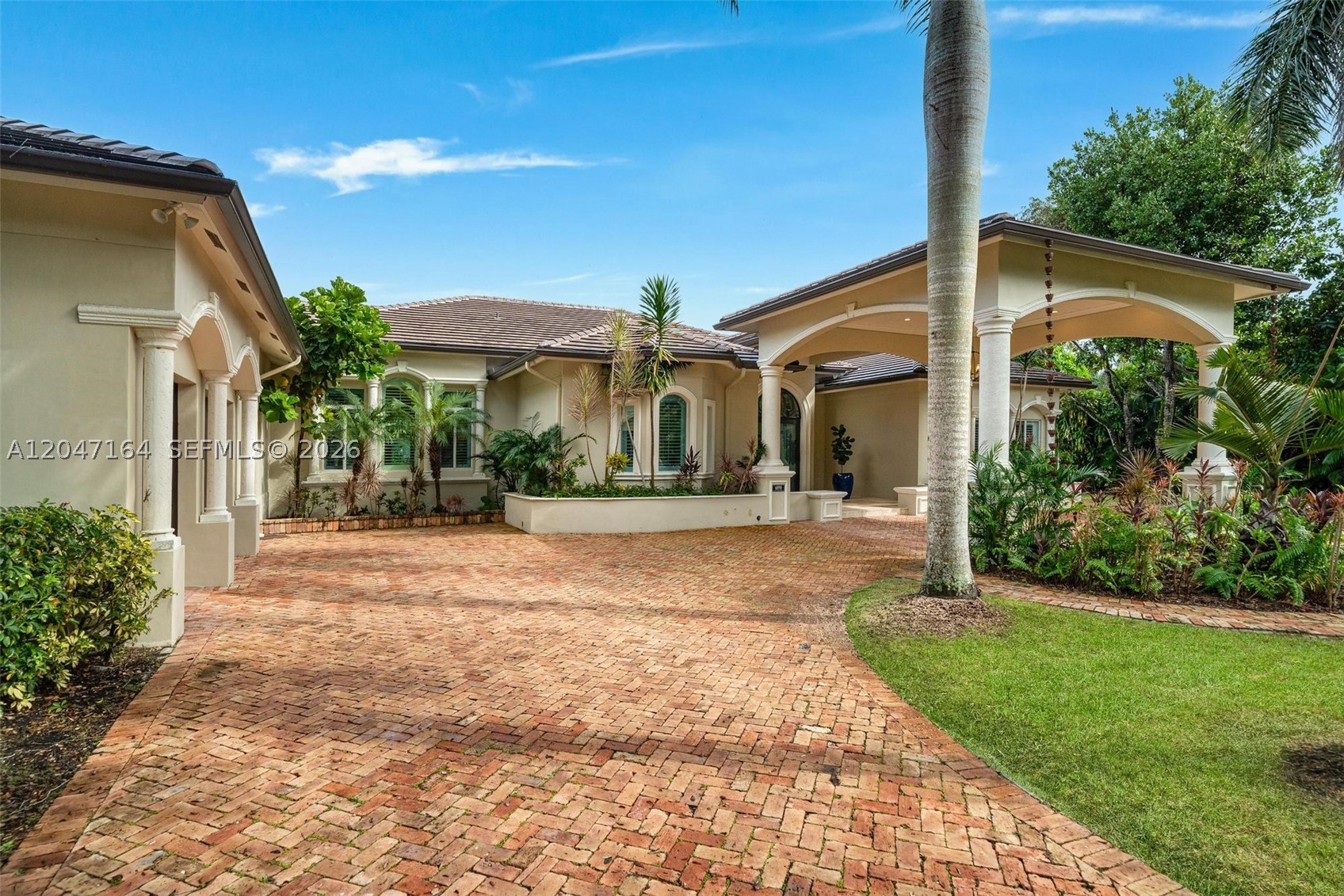 6890 SW 94th St Pinecrest, FL 33156