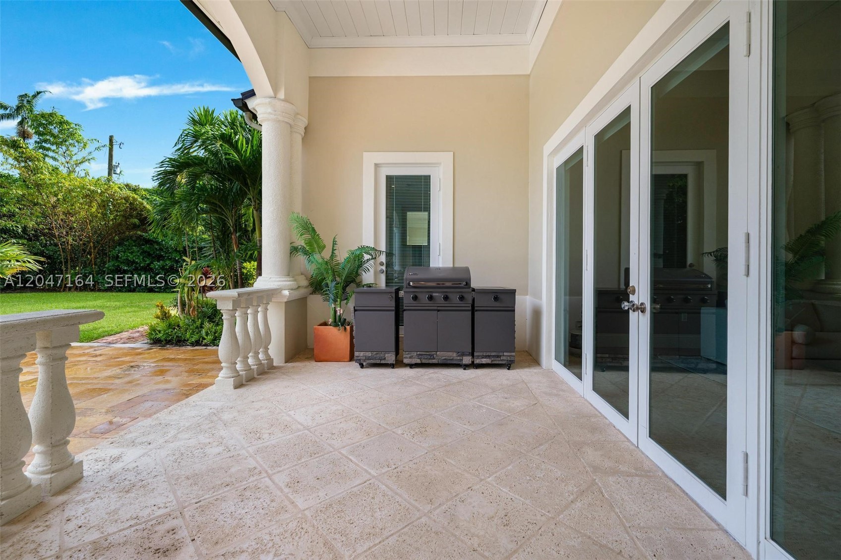 6890 SW 94th St Pinecrest, FL 33156