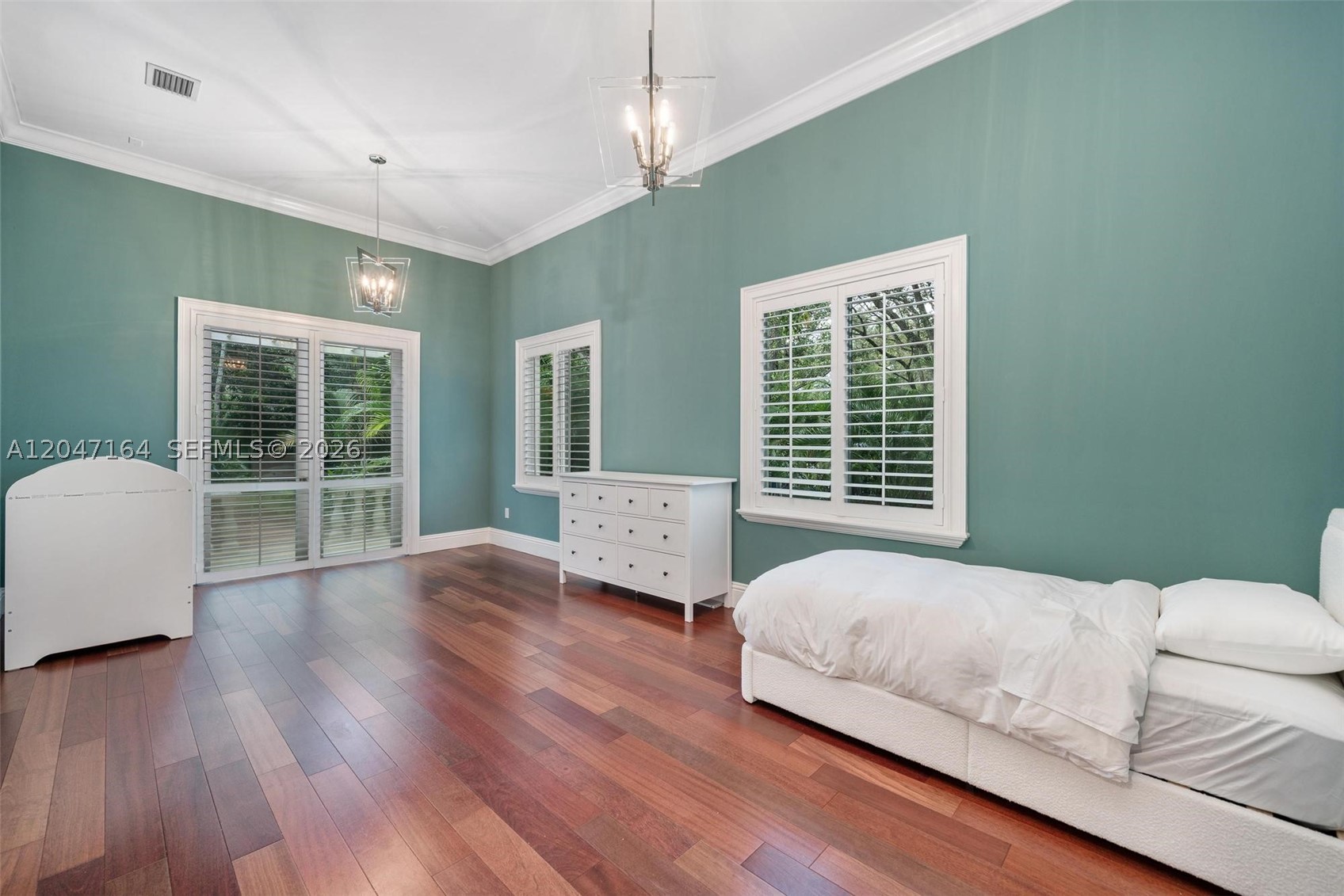 6890 SW 94th St Pinecrest, FL 33156