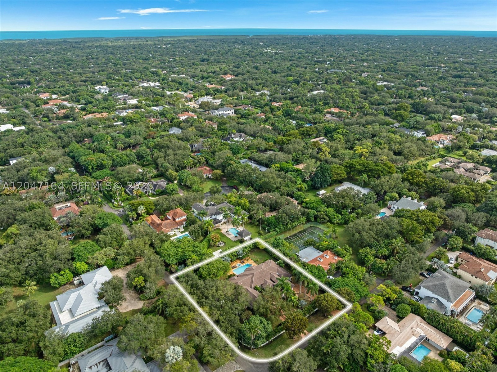6890 SW 94th St Pinecrest, FL 33156