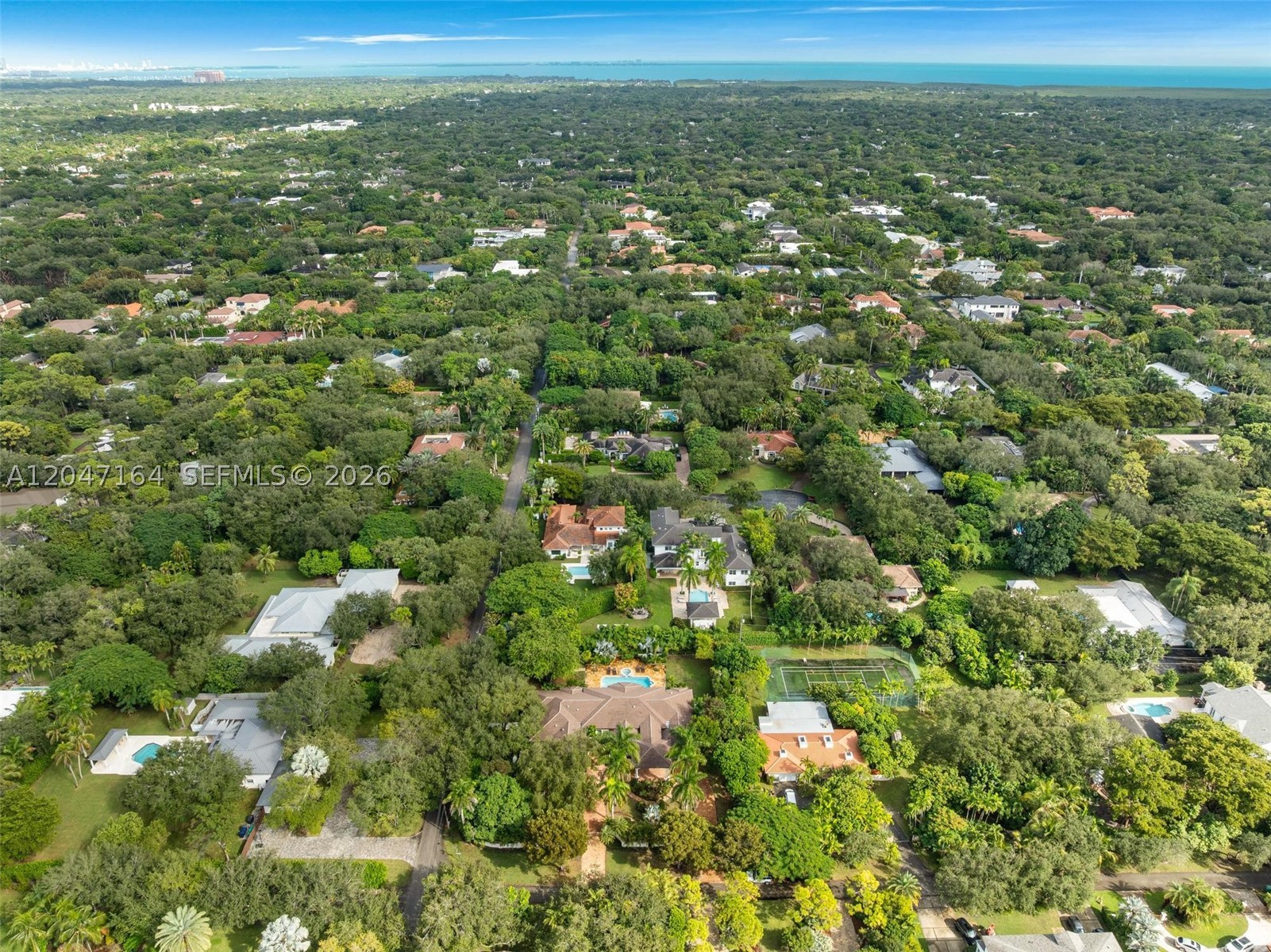 6890 SW 94th St Pinecrest, FL 33156