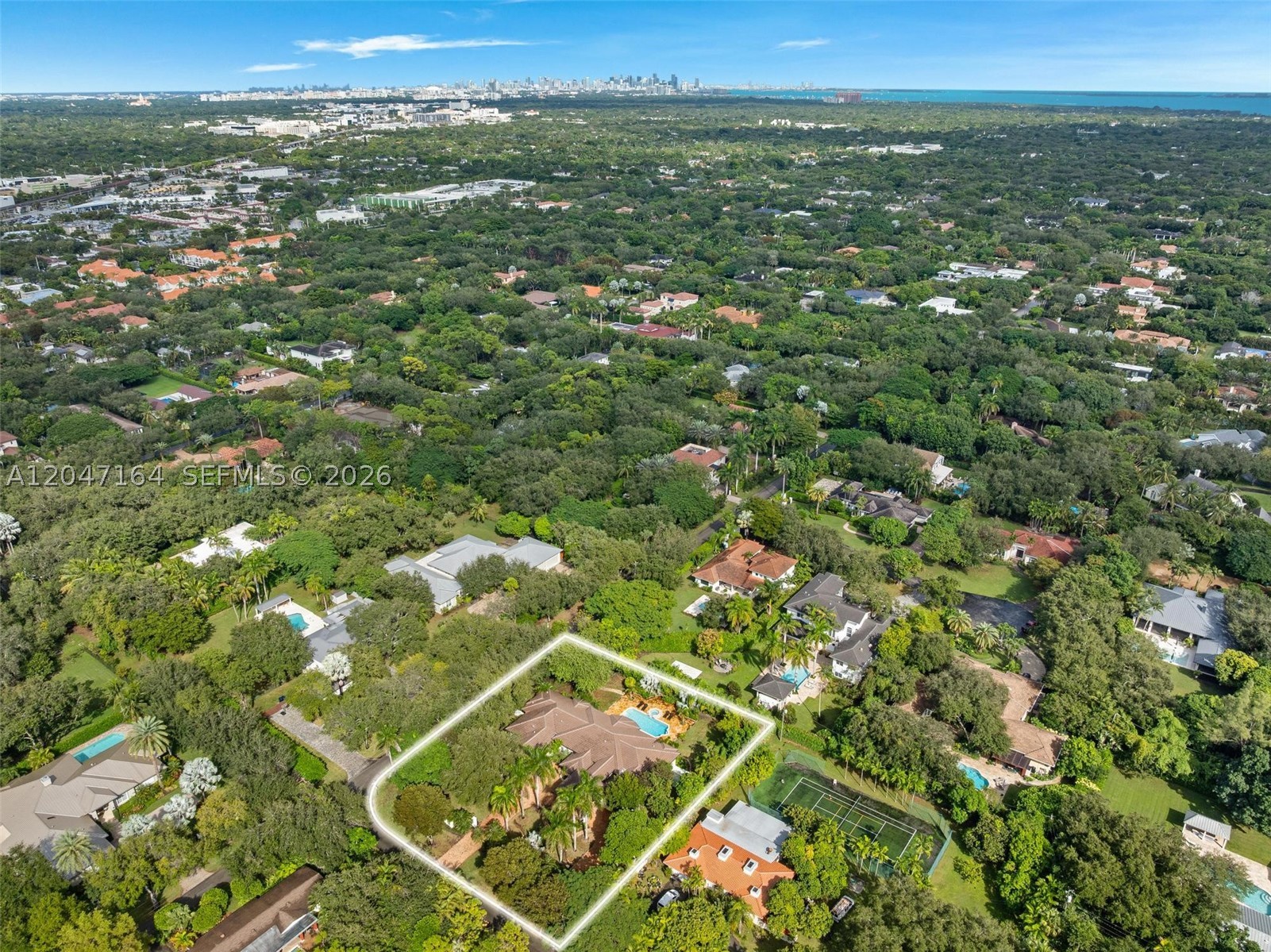 6890 SW 94th St Pinecrest, FL 33156