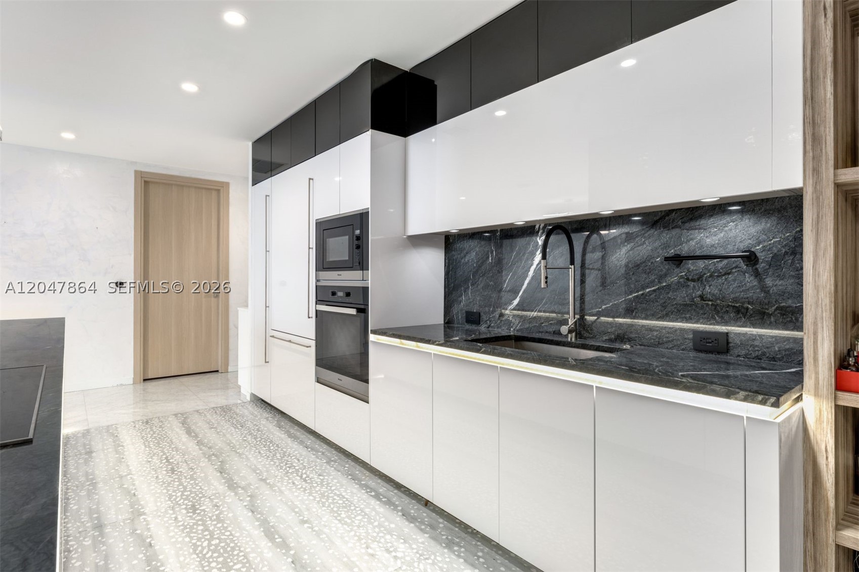image Brickell Flatiron6