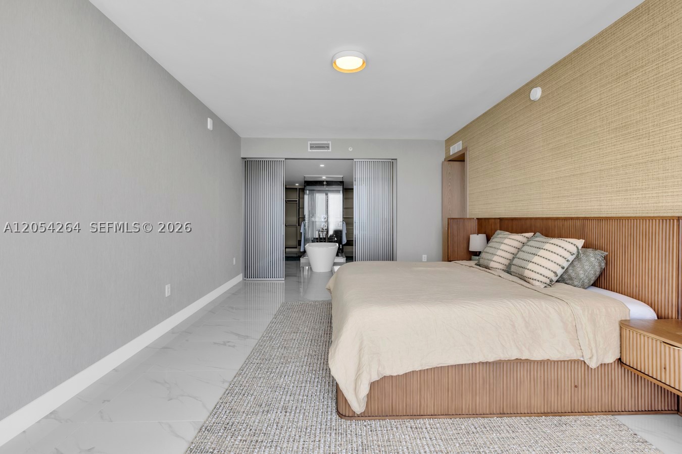 700 NE 24th St #5502 Miami, FL 33137