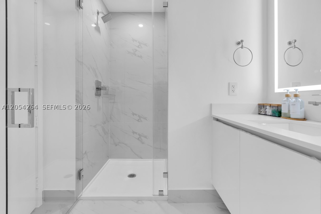 700 NE 24th St #5502 Miami, FL 33137