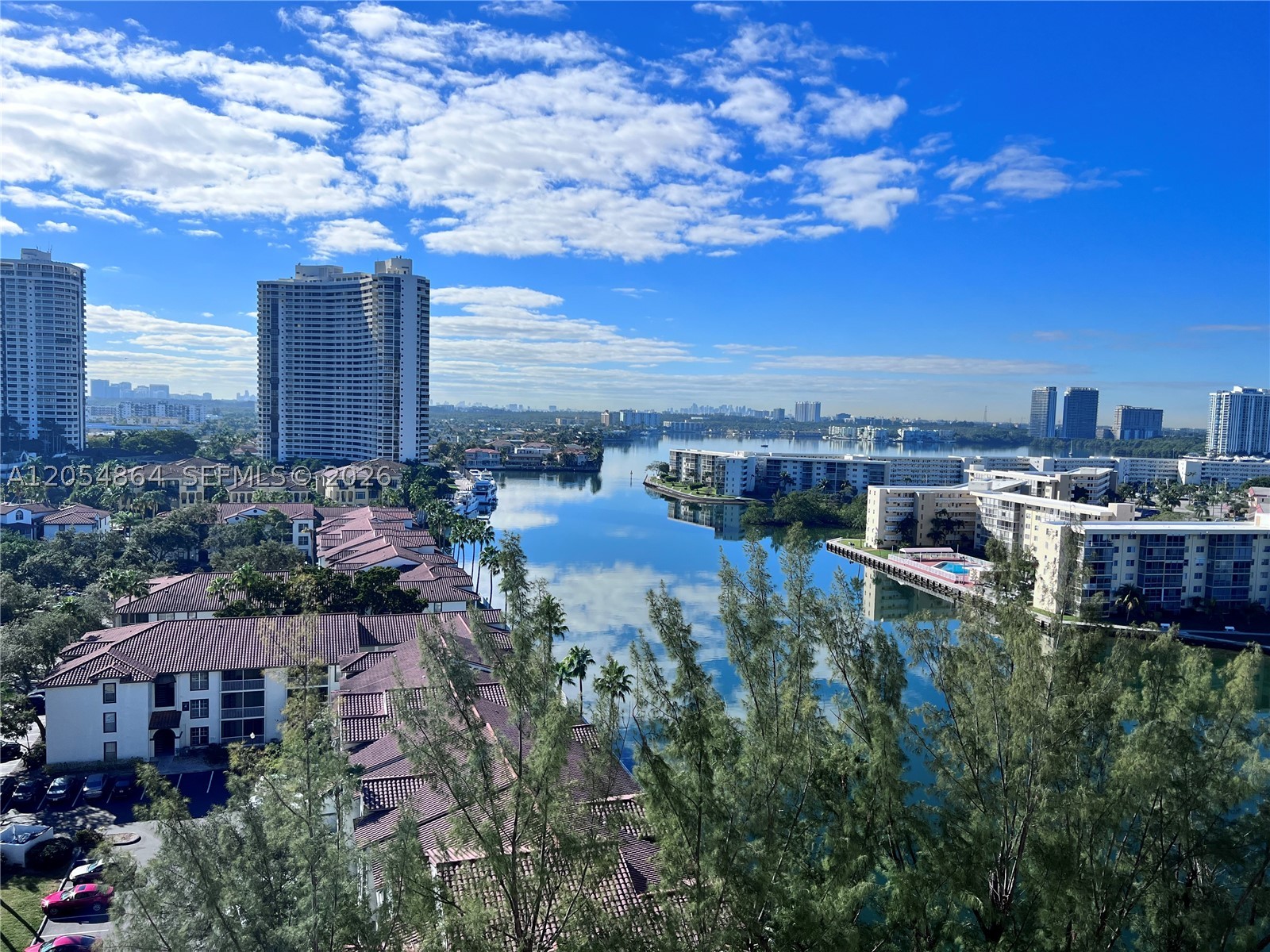 18151 NE 31st Ct #1505 Aventura, FL 33160