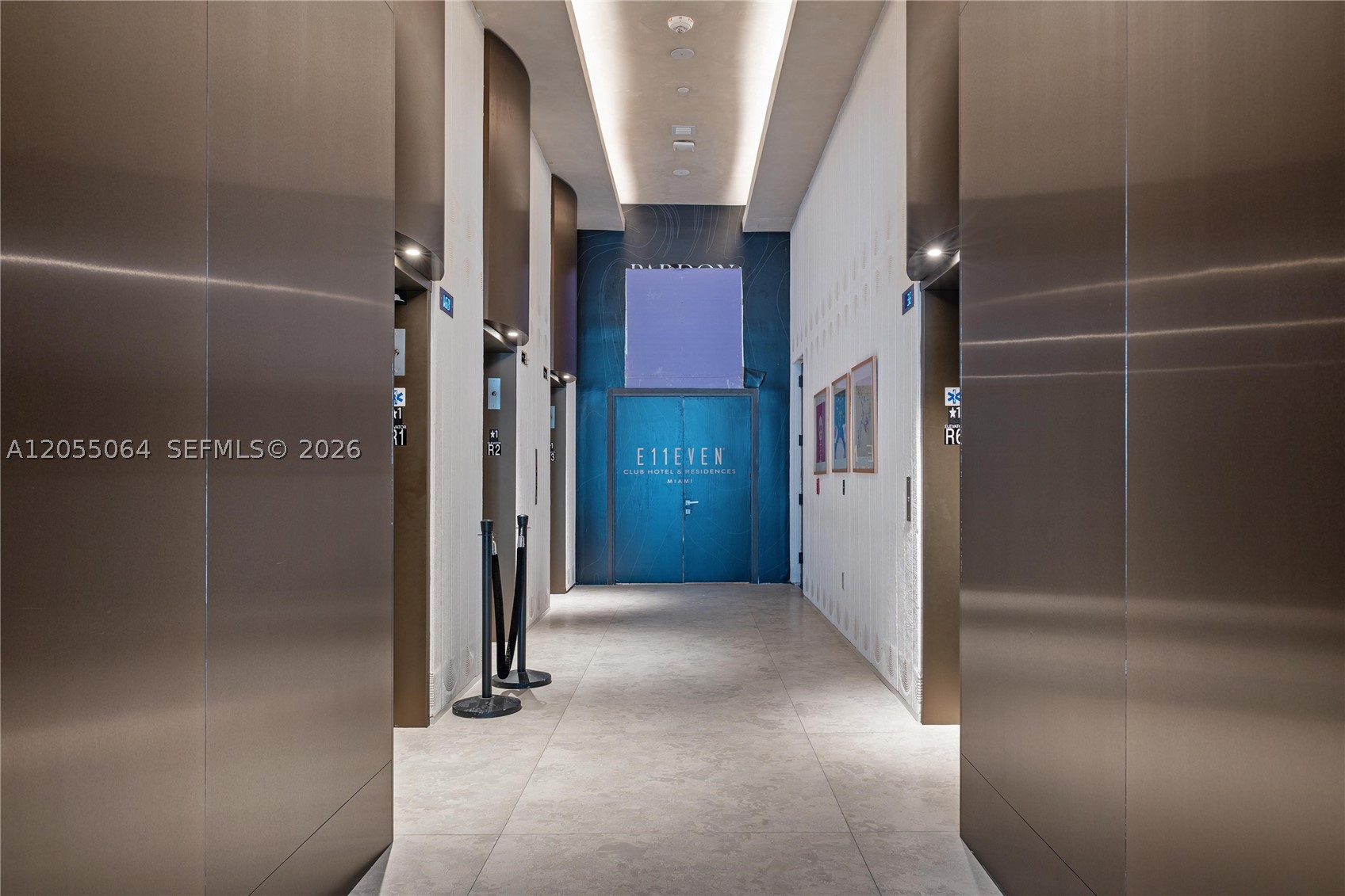 image E11EVEN Hotel & Residences15