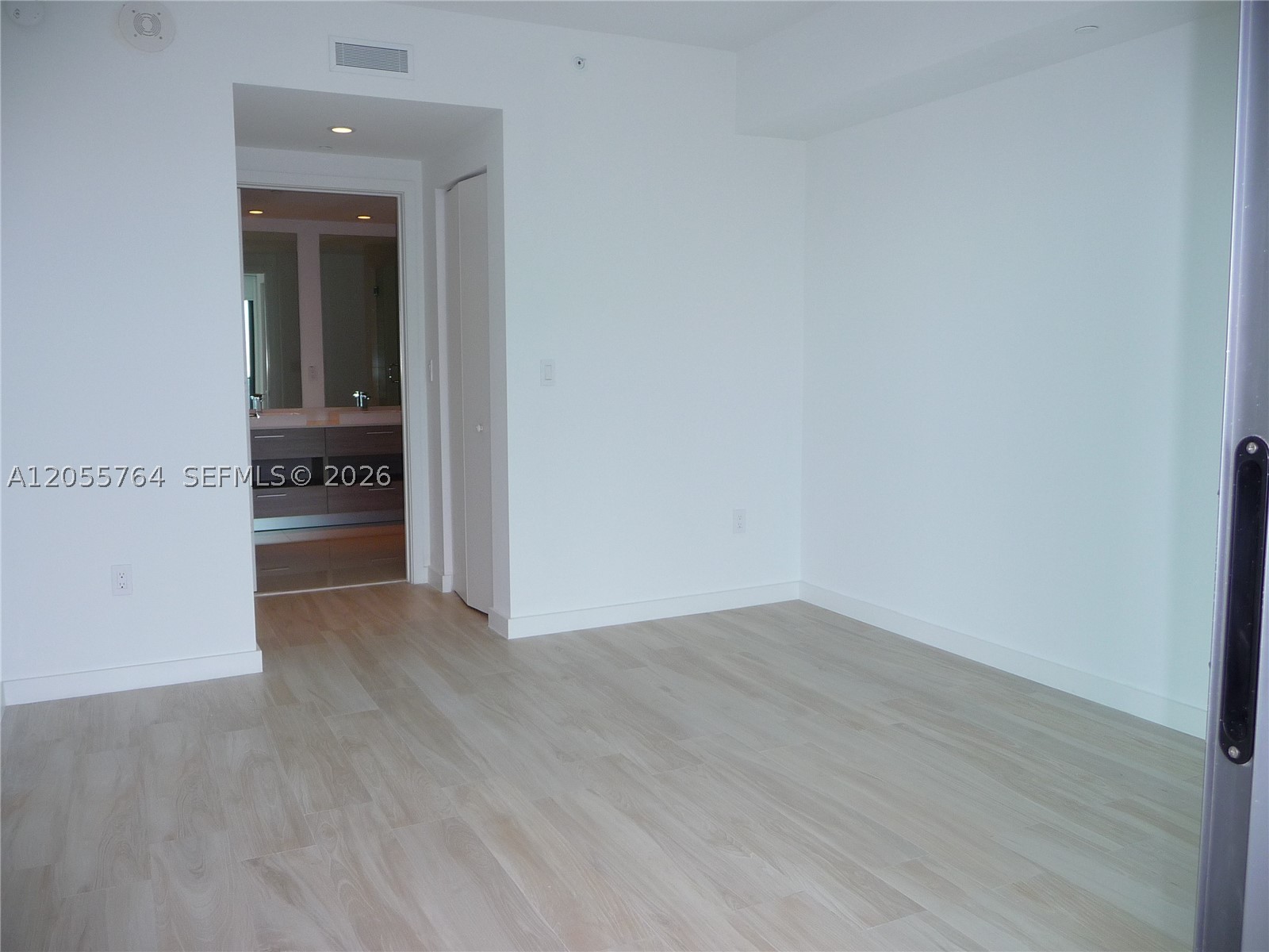 1300 S Miami Ave #3503 Miami, FL 33130