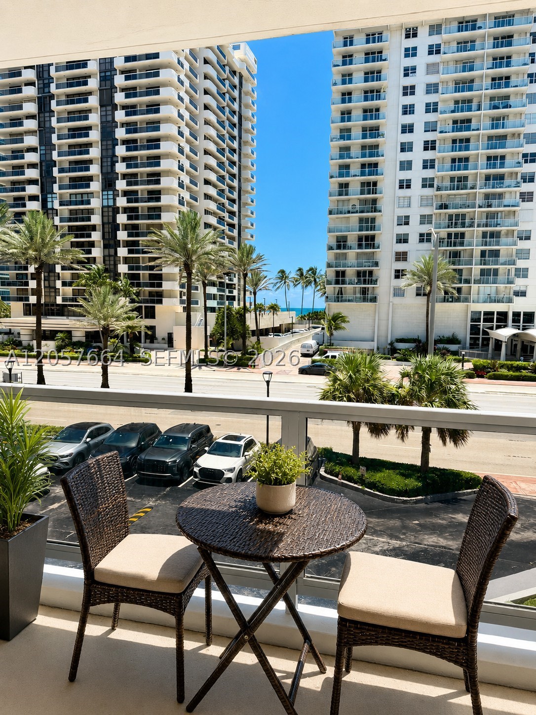 5700 Collins Ave #3C