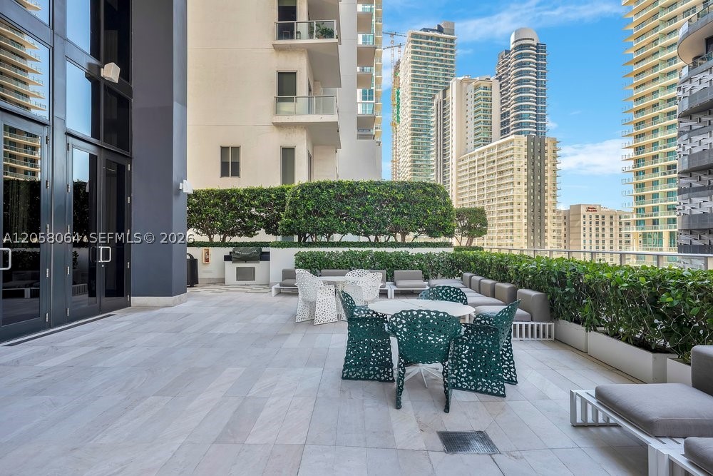 image 1010 Brickell25