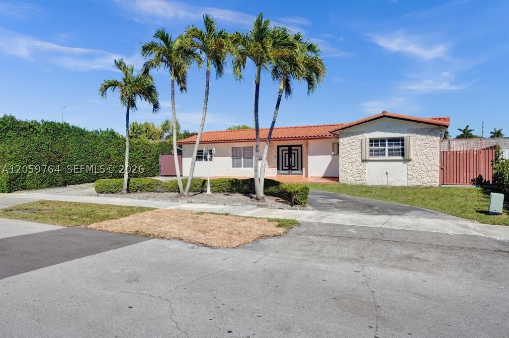 2711 SW 117th Ct Miami, FL 33175