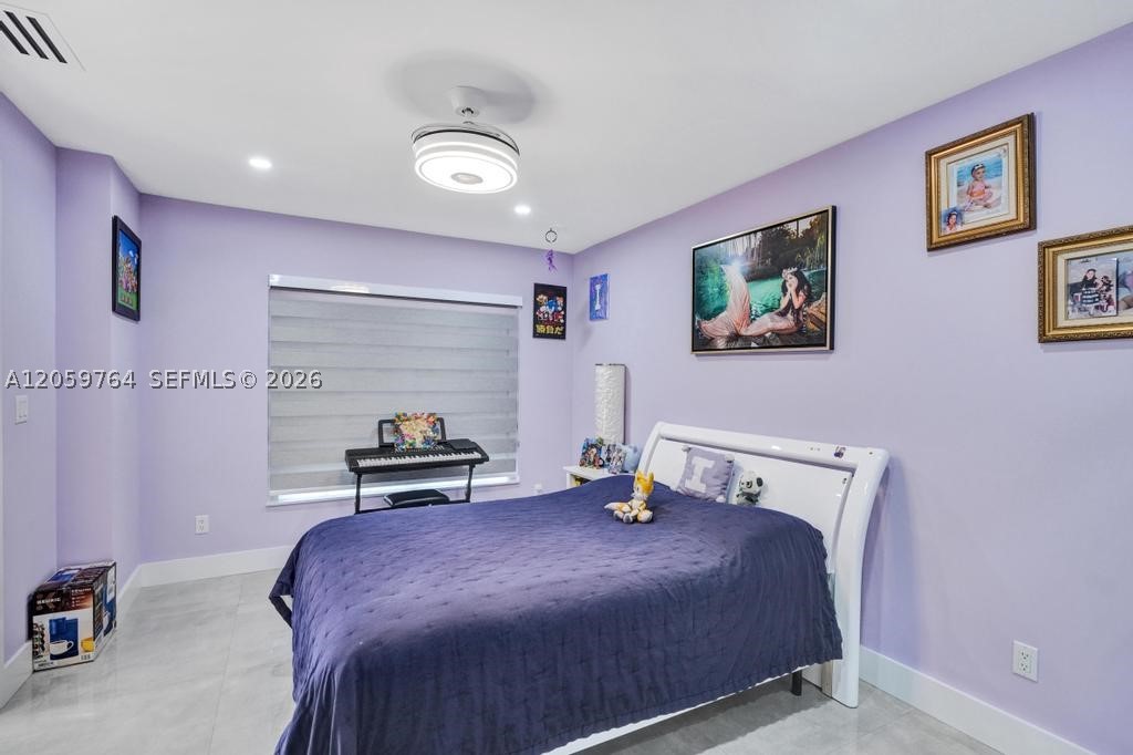2711 SW 117th Ct Miami, FL 33175