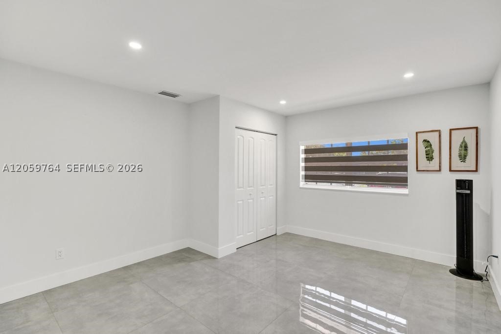 2711 SW 117th Ct Miami, FL 33175