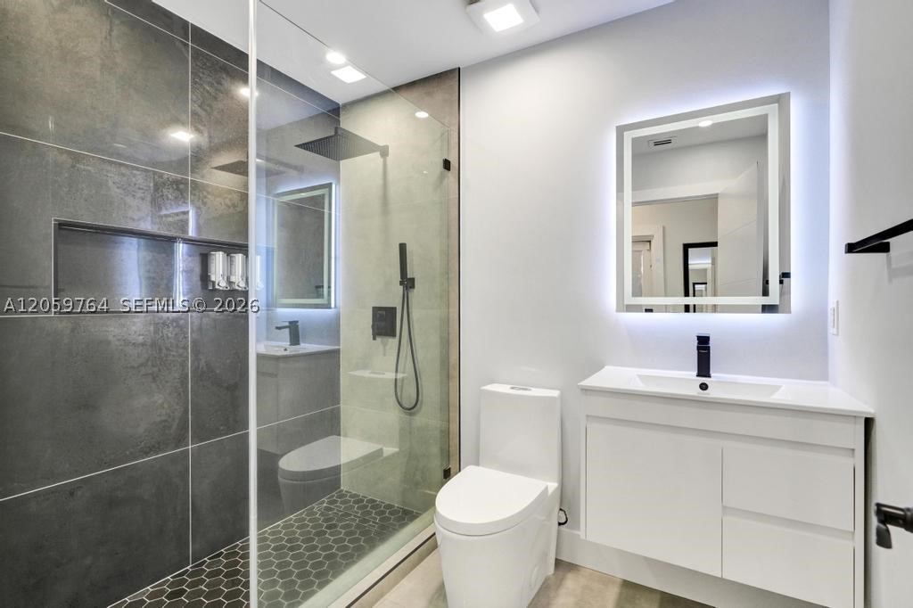 2711 SW 117th Ct Miami, FL 33175