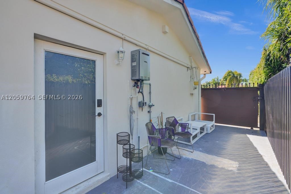 2711 SW 117th Ct Miami, FL 33175