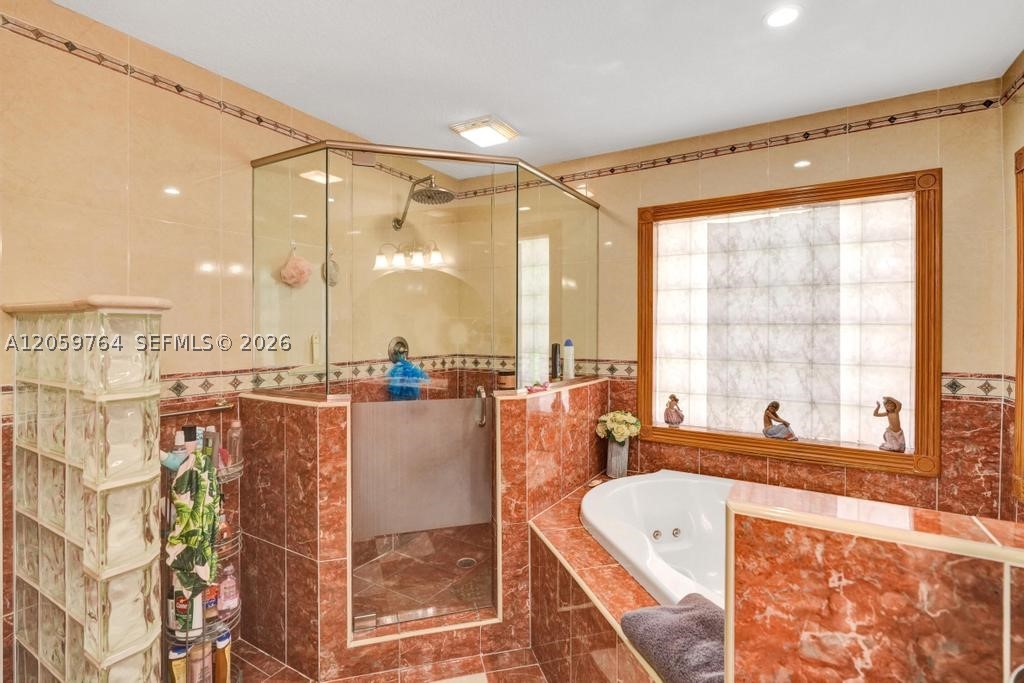 2711 SW 117th Ct Miami, FL 33175