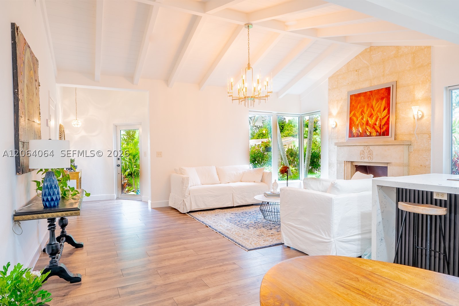 2483 SW 24th St Miami, FL 33145