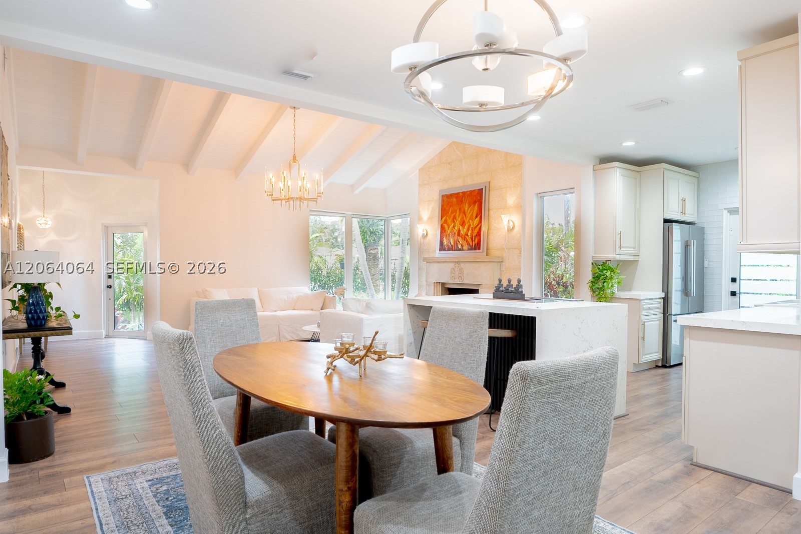 2483 SW 24th St Miami, FL 33145