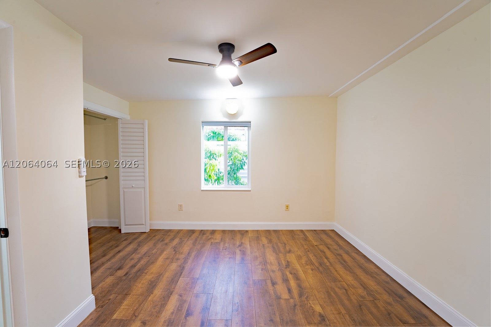 2483 SW 24th St Miami, FL 33145