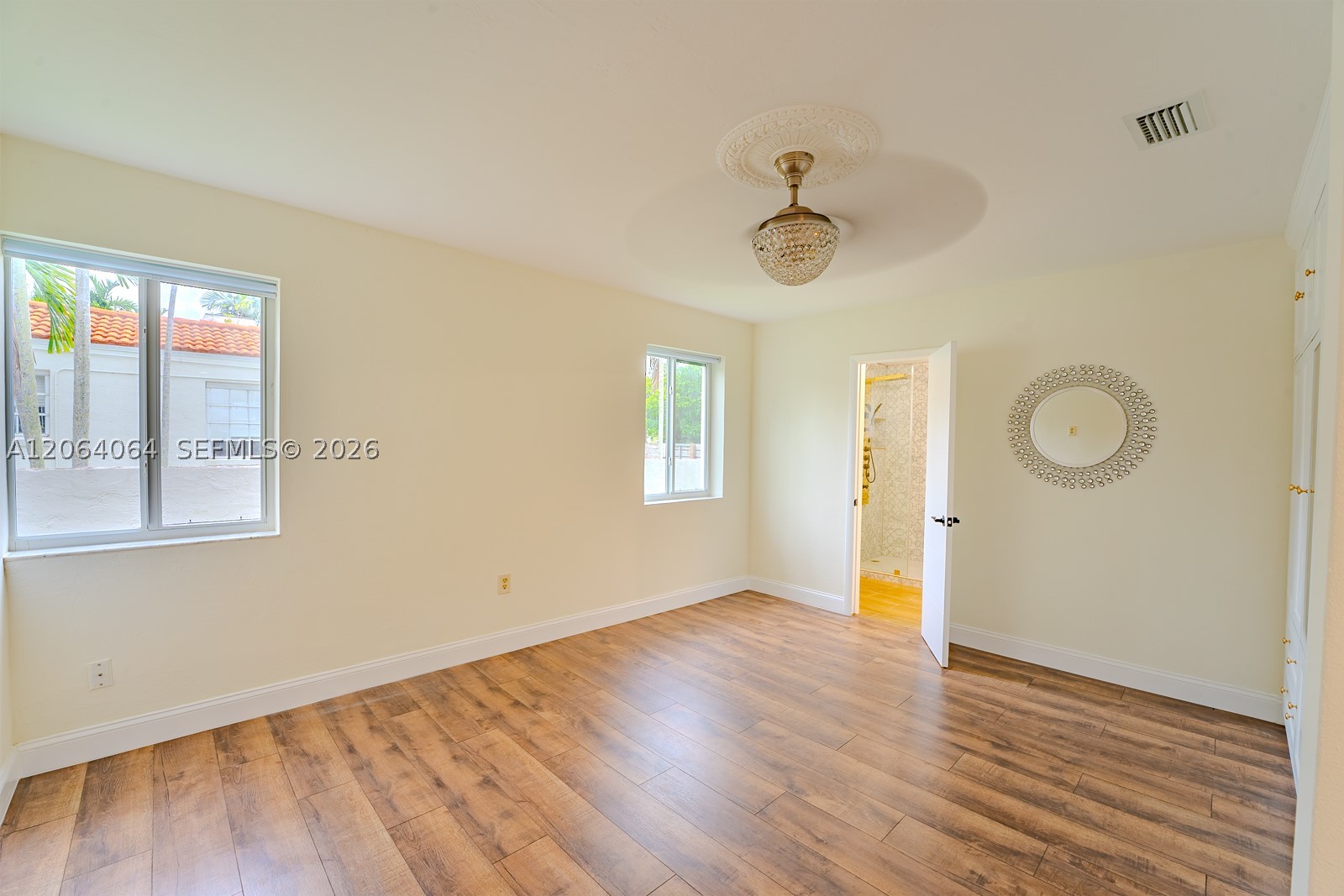2483 SW 24th St Miami, FL 33145
