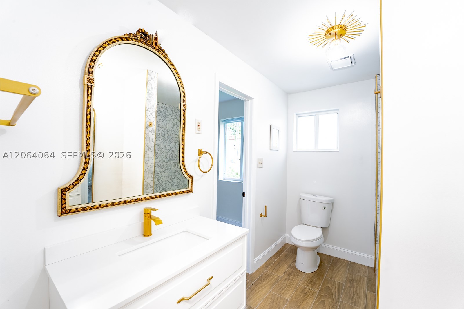 2483 SW 24th St Miami, FL 33145