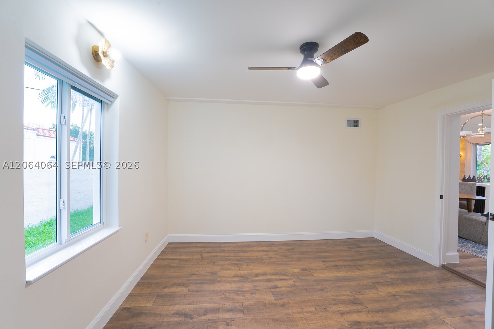 2483 SW 24th St Miami, FL 33145