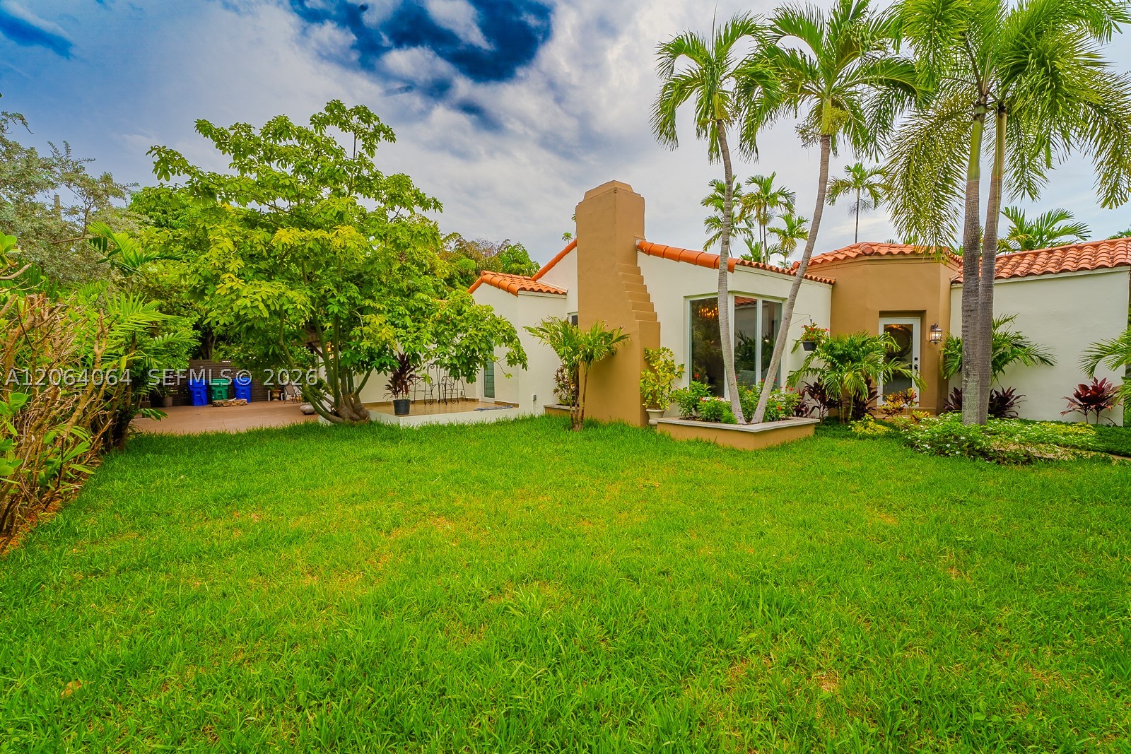 2483 SW 24th St Miami, FL 33145