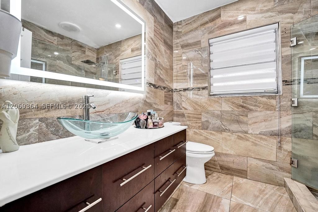 1750 71st St Miami Beach, FL 33141