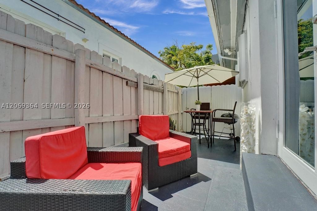 1750 71st St Miami Beach, FL 33141