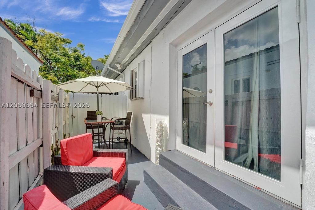 1750 71st St Miami Beach, FL 33141