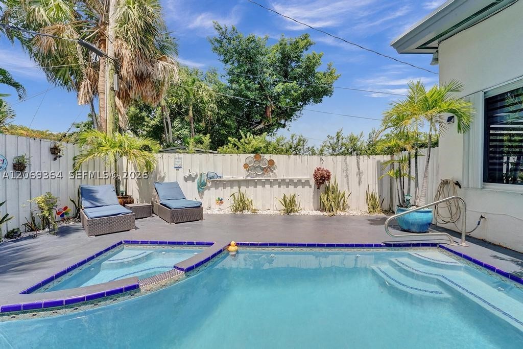 1750 71st St Miami Beach, FL 33141