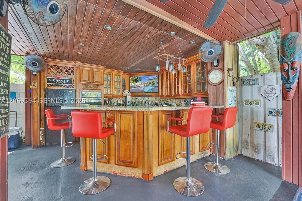 1750 71st St Miami Beach, FL 33141