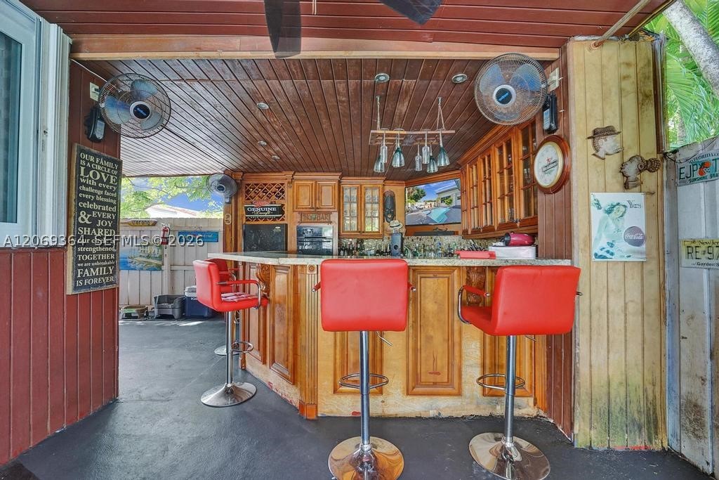 1750 71st St Miami Beach, FL 33141