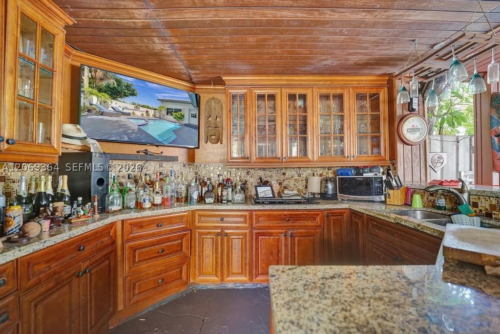 1750 71st St Miami Beach, FL 33141